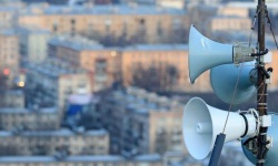 Як діяти, коли повітряна тривога застала вас у громадському місці?