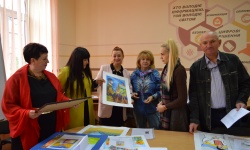 Визначення переможців обласного конкурсу декоративно-ужиткового і образотворчого мистецтва «Стійкість через творчість», присвяченого Всесвітньому дню ментального здоров’я.