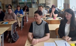 НЕвакації, коли цвіте акація…