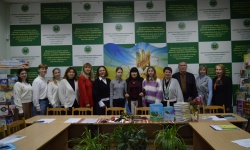 Мандрівний нотатник письменника: література рідного краю об’єднала освітян і митців